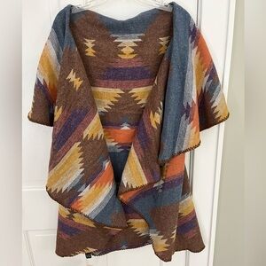 L.I.B New York Southwestern Aztec Bohemian Chic Poncho Cape Blanket One Size NWT